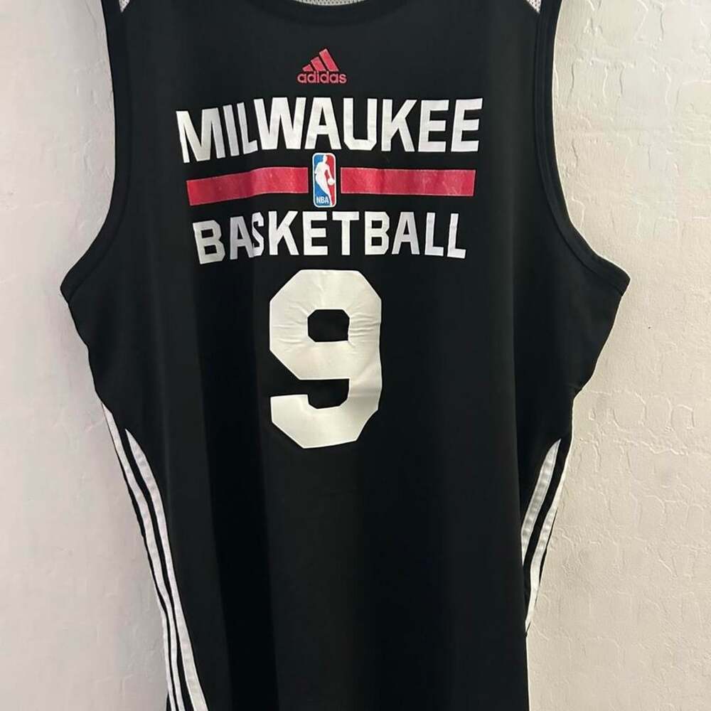Adidas Milwaukee Bucks Jersey Size 2XL Black White Practice Reversible